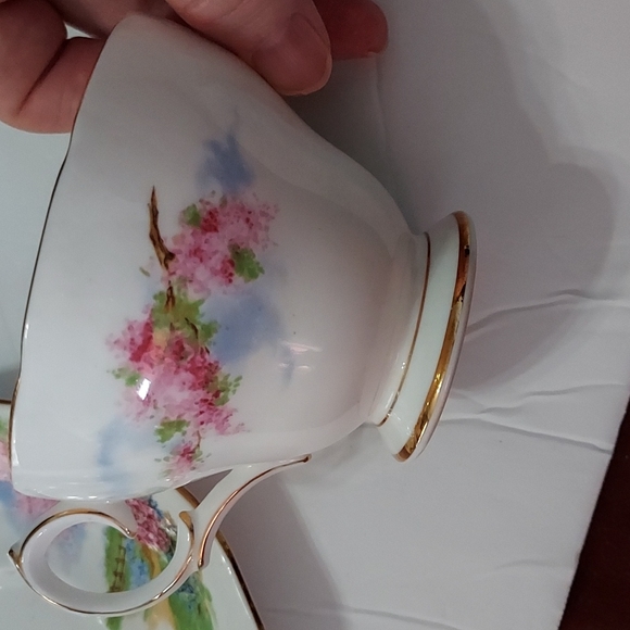 Queen Anne Meadowside Teacup&Saucer England Fine Bone China,Multicolors GUC - Picture 8 of 10